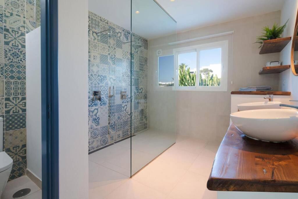 Luxurious Bungalow A2 In A Quiet Complex With Pool 100M From The Sea Charco del Palo Luaran gambar